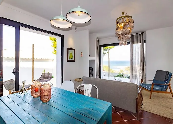 S. Lourenco Beachhouse Ericeira * Santo Isidoro